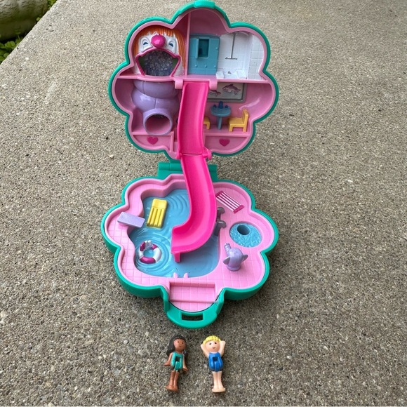 Polly Pocket Vintage 1990 Water Fun Park Play Set - Picture 1 of 5